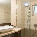 Apartman Blue Iris: Stylish Just 10 Minutes Walk From Old Town Chania *