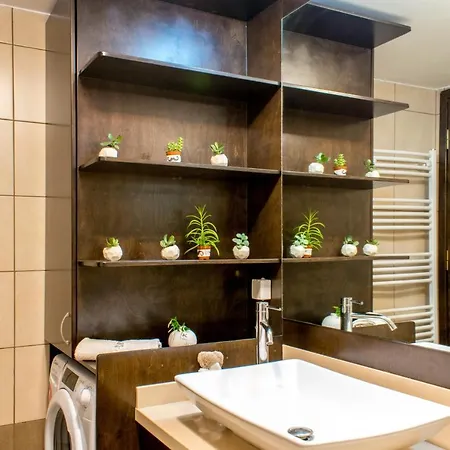 Blue Iris: Stylish Just 10 Minutes Walk From Old Town Chania Appartement *