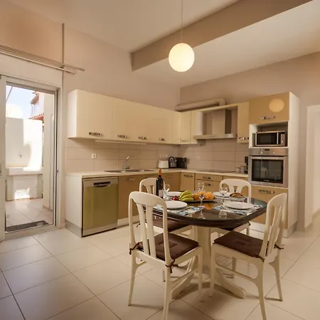 Blue Iris: Stylish Just 10 Minutes Walk From Old Town Chania Chania (Crete)