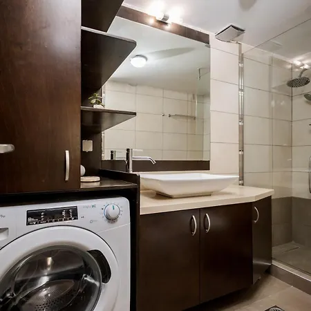 Apartment Blue Iris: Stylish Just 10 Minutes Walk From Old Town Chania Chania (Crete)
