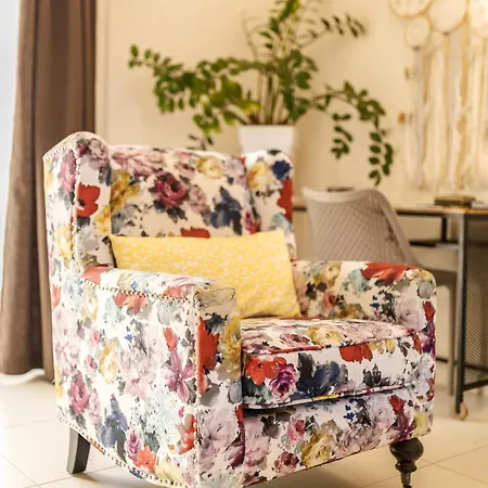 Blue Iris: Stylish Just 10 Minutes Walk From Old Town Chania Apartment Chania (Crete)