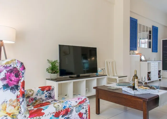 Blue Iris: Stylish Just 10 Minutes Walk From Old Town Chania Chania (Crete)