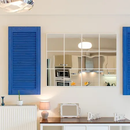 Apartmán Blue Iris: Stylish Just 10 Minutes Walk From Old Town Chania *